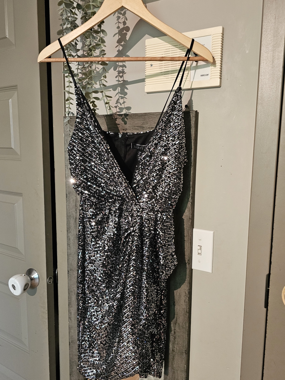 🔥 Bundle 3/15💲🔥Urban Heritage Black Sequin Spaghetti Strap Dress
